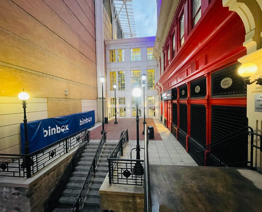 Smart Locker Systems That Generate Measurable Revenue for Stadiums, Ski Resorts & High-Traffic Venues