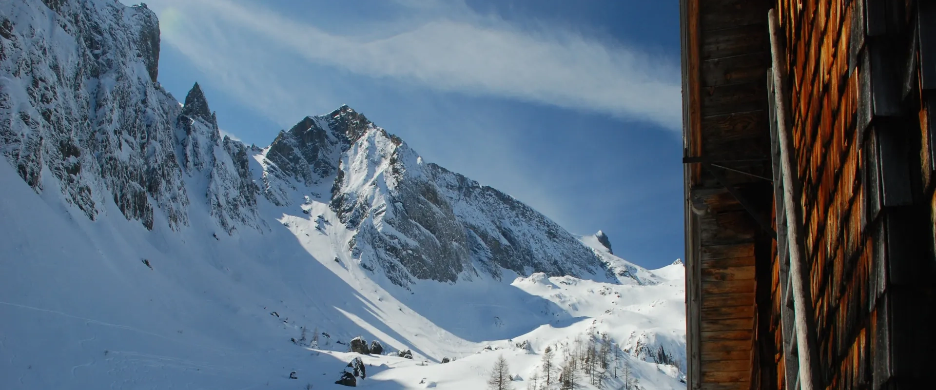 Smart Locker Systems for Ski Resorts